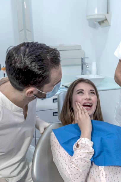 Best Broken or Chipped Tooth Repair in Niagara, WI